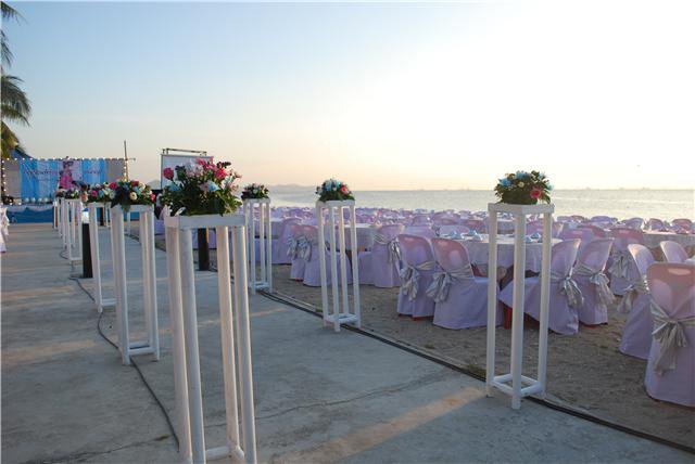 สถานที่จัดงานแต่งงาน ชลบุรี. แพคเกจแต่งงานริมทะเล ราคาถูก
